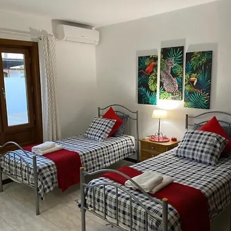 Casa Terria Тиас